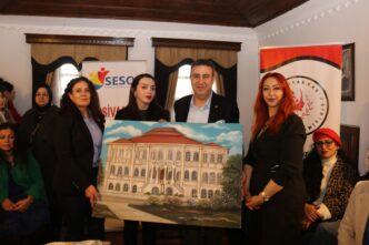 Sivas Kadın Girişimciler Platformu Derneği ile Sivas Esnaf ve Sanatkarlar Odaları Birliği Kadın Esnaf ve Sanatkarlar Kurulu (Baciyan-ı Sivas) işbirliği ile Kil İle Hediyelik Eşya Yapımı ‘temalı etkinlik düzenlendi.