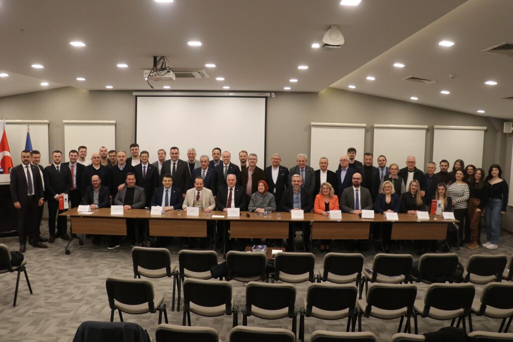 Balkan Rumeli Sanayicileri ve İş İnsanları Derneği (BALKANTÜRKSİAD), 9 Şubat 2025 tarihinde Kosova’da yapılacak milletvekilli seçimleri öncesi Kosova Demokratik Türk Partisi Genel Başkanı ve Kalkınma Bakanı Fikrim Damka ile beraberindeki heyeti ağırladı.