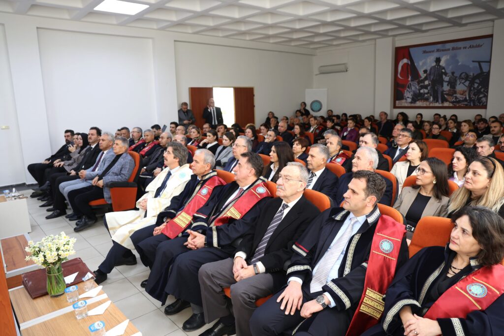 Türkiye’de tarımsal eğitim-öğretimin başlamasının 179. yıldönümü Bursa Uludağ Üniversitesi’nin (BUÜ) ev sahipliğinde düzenlenen geniş kapsamlı bir törenle kutlandı.