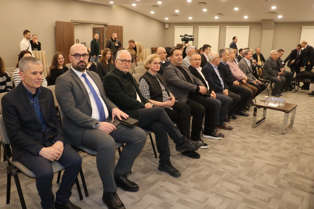 Balkan Rumeli Sanayicileri ve İş İnsanları Derneği (BALKANTÜRKSİAD), 9 Şubat 2025 tarihinde Kosova’da yapılacak milletvekilli seçimleri öncesi Kosova Demokratik Türk Partisi Genel Başkanı ve Kalkınma Bakanı Fikrim Damka ile beraberindeki heyeti ağırladı.