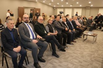 Balkan Rumeli Sanayicileri ve İş İnsanları Derneği (BALKANTÜRKSİAD), 9 Şubat 2025 tarihinde Kosova’da yapılacak milletvekilli seçimleri öncesi Kosova Demokratik Türk Partisi Genel Başkanı ve Kalkınma Bakanı Fikrim Damka ile beraberindeki heyeti ağırladı.