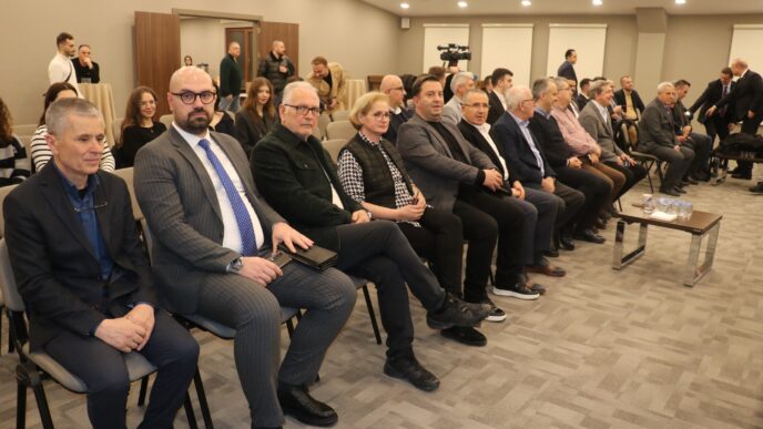 Balkan Rumeli Sanayicileri ve İş İnsanları Derneği (BALKANTÜRKSİAD), 9 Şubat 2025 tarihinde Kosova’da yapılacak milletvekilli seçimleri öncesi Kosova Demokratik Türk Partisi Genel Başkanı ve Kalkınma Bakanı Fikrim Damka ile beraberindeki heyeti ağırladı.