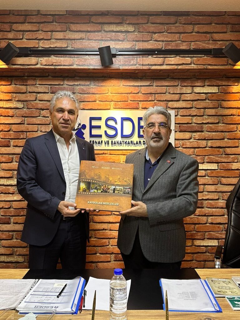 Esnaf ve Sanatkârlar Derneği ESDER Bursa Şubemizin düzenlediği ‘1 Konu 1 Konuk’ program konuğumuz Ziraat Mühendisleri Odası Bursa şube Başkanı Dr. Fevzi Çakmak oldu.