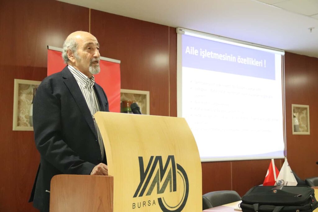 "Bursa Yeminli Mali Müşavirler Odası'nın düzenlediği seminerde konuşan Prof. Dr. Zeyyat Sabuncuoğlu, 'Aile İşletmeleri, Aile Anayasası ve Kurumsallaşma' konularında üyelere bilgilendirmede bulundu."