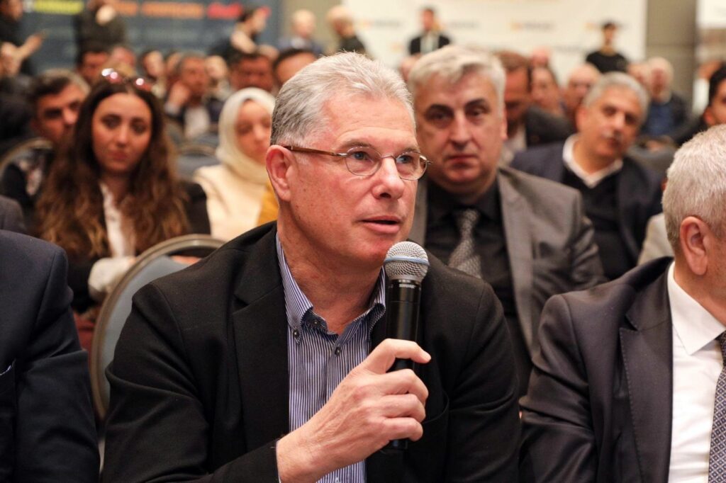 Mudanya Belediye Başkanı Deniz Dalgıç, kentsel dönüşüm sürecinde yoğunluk artışına kesinlikle izin vermeyeceklerini vurgulayarak, “Mudanya’nın geleceğini korumak bizim görevimiz” dedi.