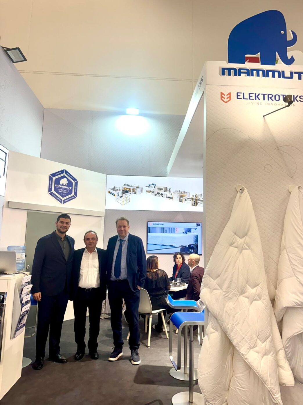 Kısa süre önce Almanya’nın ev tekstili makinaları üretiminde dünya markası olan 152 yıllık Mammut firmasını satın alan Elektroteks, 14-17 Ocak 2025 tarihlerinde Almanya’nın Frankfurt kentinde düzenlenen Heimtextil  Fuarı’nda ilgi odağı oldu.