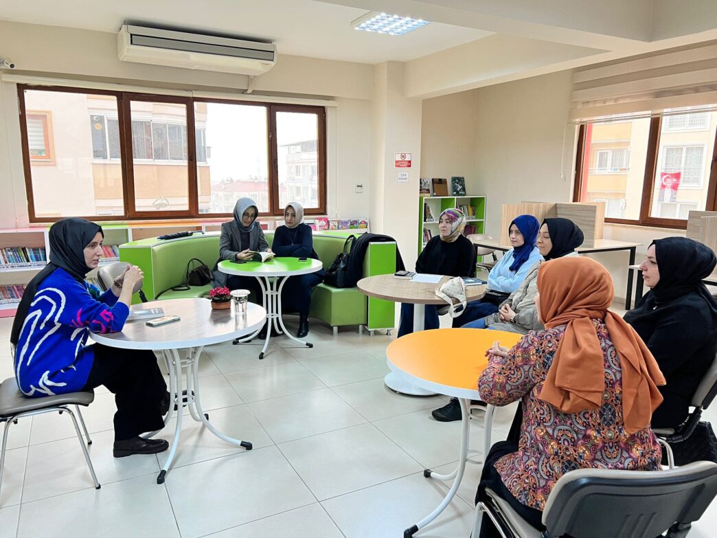 Osmangazi Belediyesi, düzenlemiş olduğu Kütüp-Anne etkinliği ile anneleri kitap okuma etkinliğinde buluşturdu.