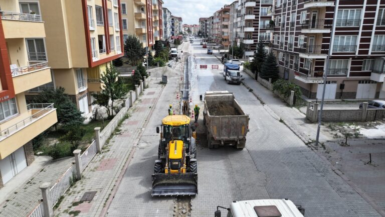 Konya Büyükşehir 1 Yılda 574 KM Yeni Şebeke Hattı Yaptı,