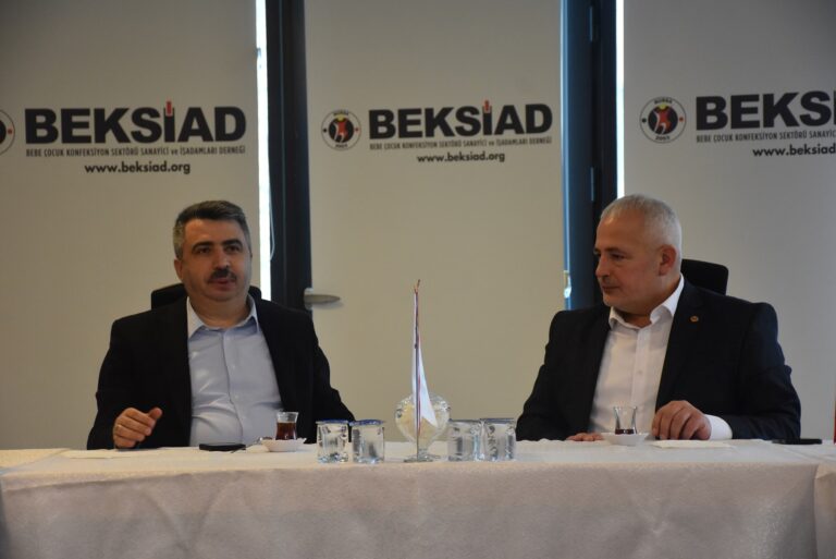 Bebe Çocuk Konfeksiyon Sektörü Sanayici ve İşadamları Derneği (BEKSİAD) Yönetimi, Yıldırım Belediye Başkanı Oktay Yılmaz’ı ağırladı.