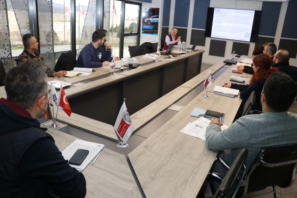 Almanya merkezli GOTEC Group, 30 yıllık deneyimi ve 17 lokasyondaki küresel ağıyla kauçuk-metal/plastik parçalar için yüzey işlemleri, yapıştırma teknolojileri ve tedarik zinciri yönetimi gibi alanlarda dünyanın önde gelen firmalarından biridir.