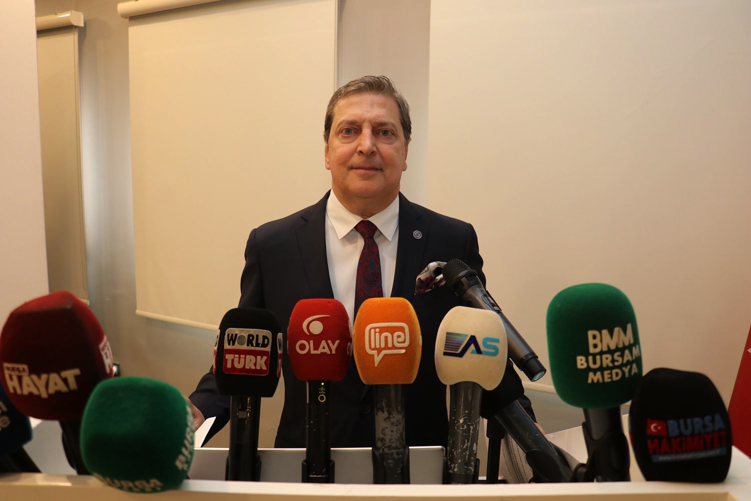 Balkan Rumeli Sanayicileri ve İş İnsanları Derneği’nin (BALKANTÜRKSİAD) 8. Olağan Genel Kurulu gerçekleştirildi. Bayrak değişiminin yaşandığı genel kurulda yapılan seçimde İskender İskenderoğlu, BALKANTÜRKSİAD’ın yeni başkanı oldu.