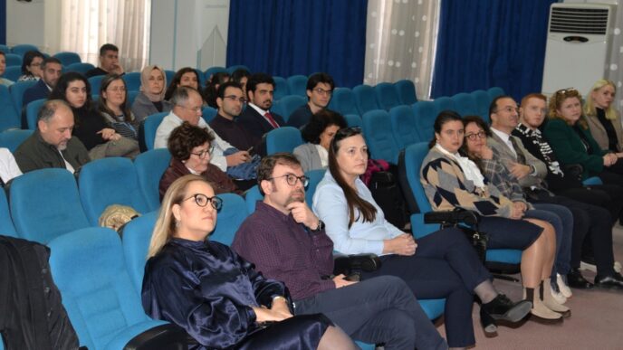 Bursa Uludağ Üniversitesi (BUÜ) bünyesinde “Nadir Hastalıklar: Güncel Tedavi Yaklaşımları ve İleri Teknolojiler” konulu sempozyum gerçekleştirildi. Alanında uzman konukların katıldığı programda teknolojik gelişmeler ile tanı ve tedavi süreçleri de ele alındı.