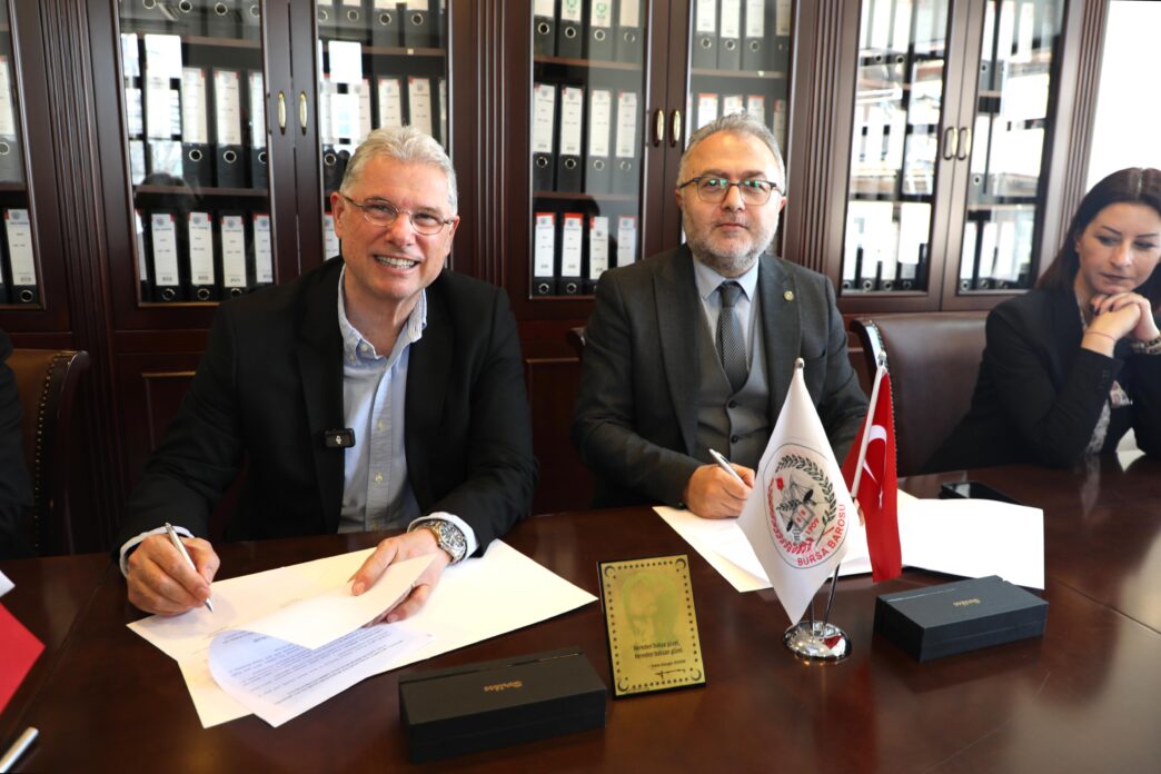 Mudanya Belediyesi ve Bursa Barosu, şiddete maruz kalan veya şiddet riski altındaki kadınlara ücretsiz hukuki destek sağlamak amacıyla iş birliği protokolü imzaladı.