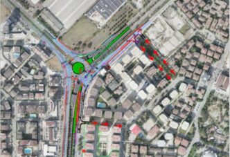 Bursa Büyükşehir Belediyesi tarafından Ata Bulvarı-75.Yıl Bulvarı kavşak alanında yaşanan trafik karmaşasını gidermek amacıyla yürütülen düzenleme çalışmaları tüm hızıyla sürüyor.