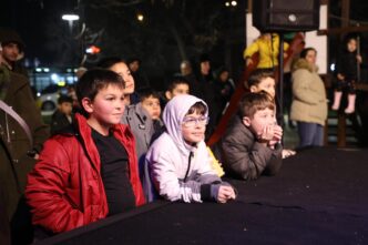 Mudanya Belediyesi’nin düzenlediği Ramazan etkinlikleri büyük ilgi gördü. İftar çadırlarında aynı sofrada buluşuldu, Ramazan Sokağı'nda geleneksel gösteriler ve atölyelerde keyifli anlar yaşandı.