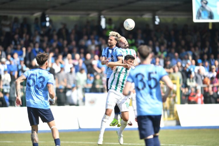 Bursaspor ligin 23. Haftasında deplasmanda Belediye Kütahyaspor ile karşı karşıya geldi.
