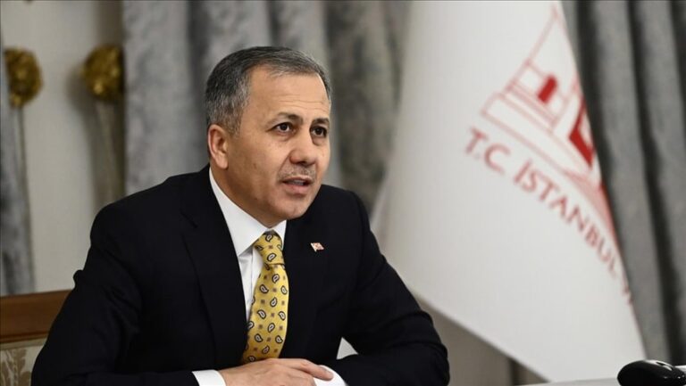 Ekrem İmamoğlu’nun gözaltına alınması ardından sosyal medya hesaplarından yapılan prokatif paylaşımlara karşı İçişleri Bakanı Ali Yerlikaya’nın sosyal medya hesabından paylaşım yaptı. Bakan Yerlikaya, şu ifadeleri kullandı: