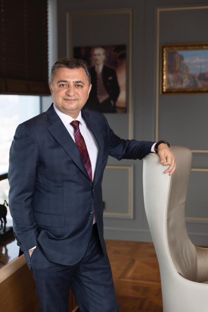 OİB verilerine göre Türkiye otomotiv endüstrisinin mart ayı ihracatı yüzde 9,2 artışla 3 milyar 518 milyon dolar oldu. Türkiye ihracatında yine ilk sırada yer alan otomotiv endüstrisinin aldığı pay da yüzde 17,5 olarak gerçekleşti.