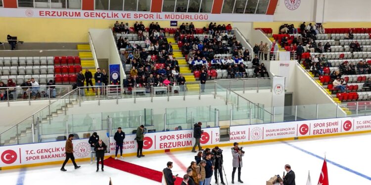 Ünilig Buz Hokeyi ve Curling Kış Oyunları Erzurum’da Açıldı