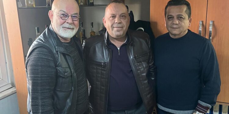 Başkan Özel’den zeytinyağı fabrikasına ziyaret