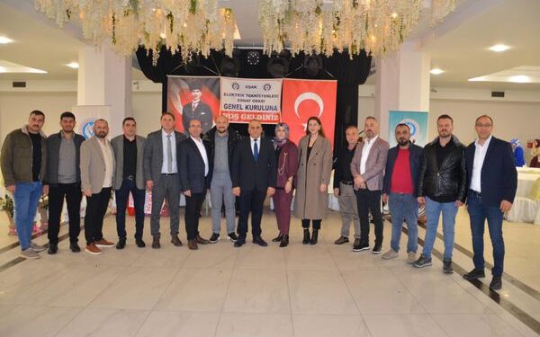 Uşak Elektrik Teknisyenleri Esnaf Odası’nda Bekir Aydın Güven Tazeledi