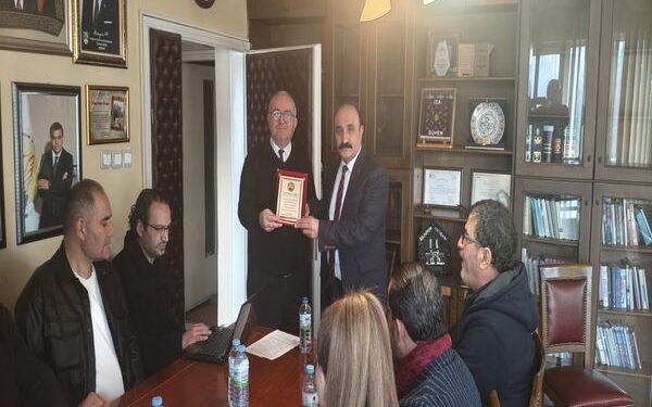 Ankara Kahveciler Odası’ndan Hüseyin Akın’a Anlamlı Plaket