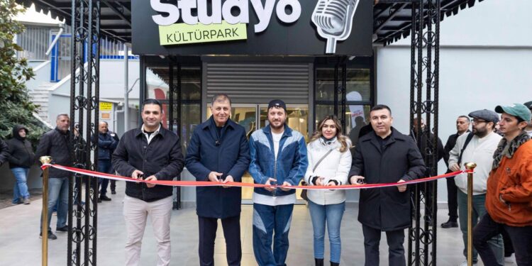 İzmir’de Gençlerin Hayallerine Açılan Kapı: Stüdyo Kültürpark