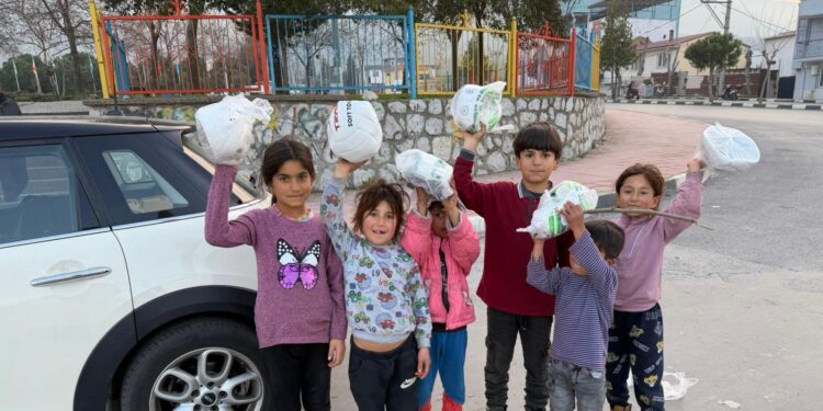 Aleyna Nihan Akyürek’ten Gülşah Durbay Adına Anlamlı Karne Hediyesi