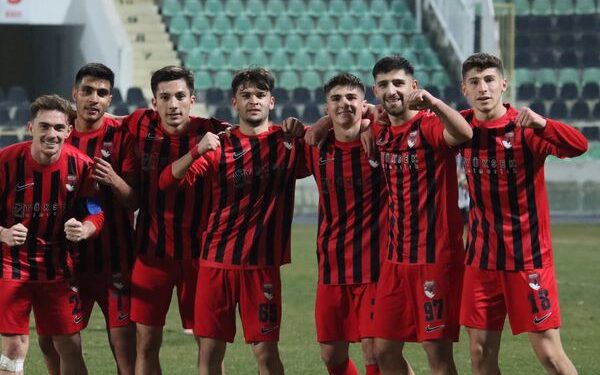 Denizli İdman   Yurdu   Nazilli Spor’u Farklı Geçti:  6/0