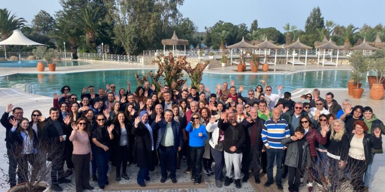 İzmir Ekonomi Muhabirleri 36.Kuruluş Yıldönümlerini Foçada Kutladı