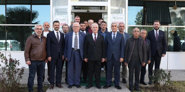 “Bursa’yı bütüncül planlıyoruz”