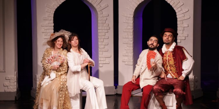 Merkezefendi Kent Tiyatrosu Yeni Oyunu ‘Biz Aşık Değiliz’ İle Sahnede