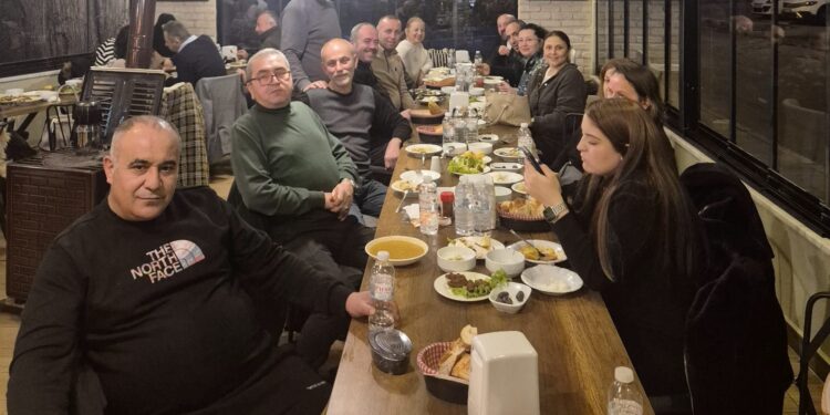 75. Yıl Mahalle Muhtarı Erhan Çavdarlı’dan Vefa İftarı