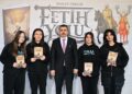 “Fetih Yolu” Romanı Bursa’nın 700. Fetih Yılına Armağan Edildi