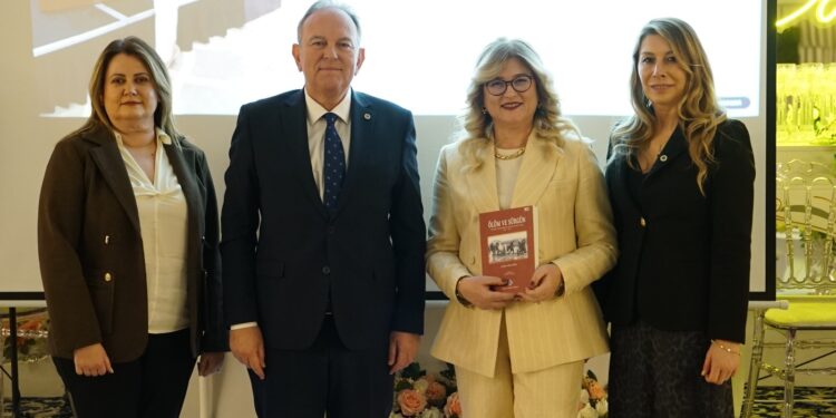 RUMELİSİAD, Kadınlar Günü’nde İş Dünyasının Kadınlarını İftarda Buluşturdu