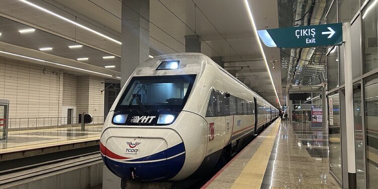 Yerli ve Milli Hızlı Tren İçin Geri Sayım: İlk Set Hazır