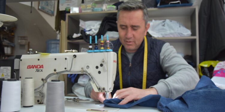 Başkan Ceyhun Okol: “Terzilerde Bayram Yoğunluğu Yaşanıyor”