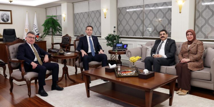 AK Parti Milletvekilleri Hakan Aksu ve Rukiye Toy’dan Kangal Termik Santrali’ne İlişkin Açıklama