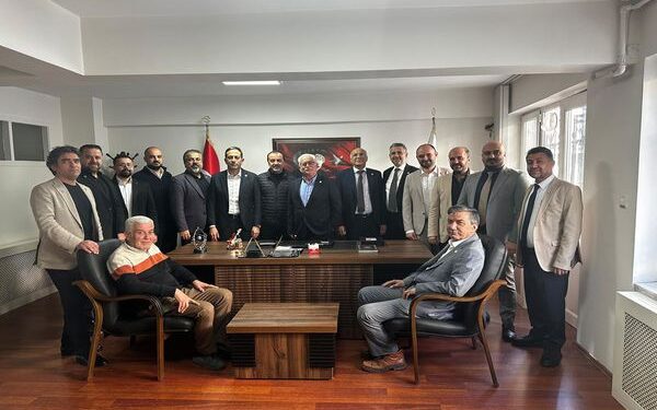 Denizli–Afyon Optisyen Gözlükçüler Odası’nda Hasan Erişkin Dönemi