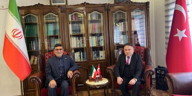 World Türk TV’den İran Başkonsolosluğu’na Taziye Ziyareti