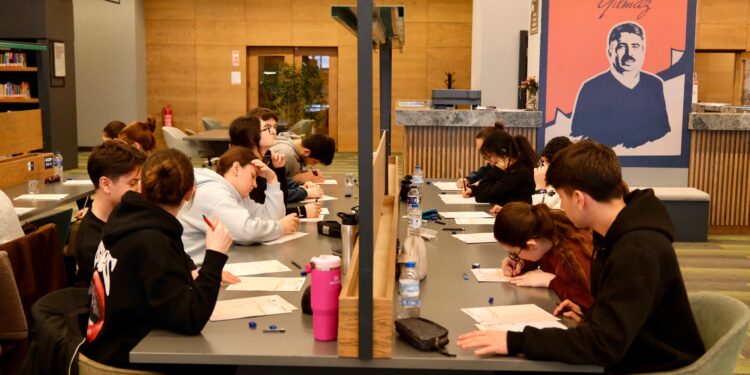 Yıldırım’dan Öğrencilere Sınav Desteği