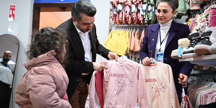 Yıldırım Belediyesi’nden İhtiyaç Sahiplerine Ramazan Desteği