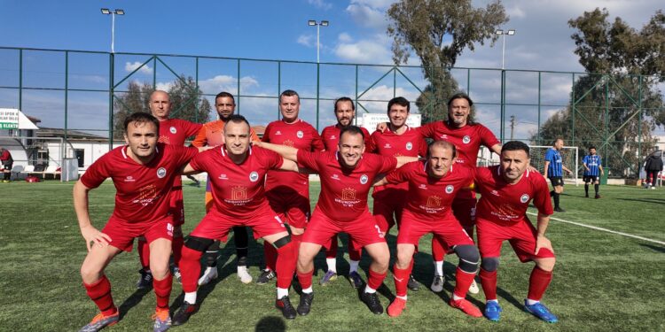 Foça Belediye Masterler 2 Akhisar Thyateria 2