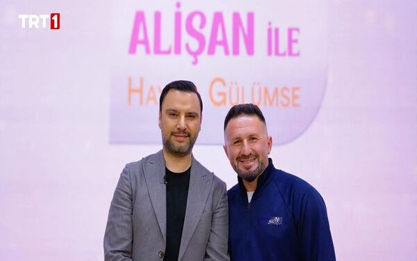Koşan Adam Akın Yeniceli, Uşak’ın Kültür Elçisi Gibi Şehrini Tanıtıyor