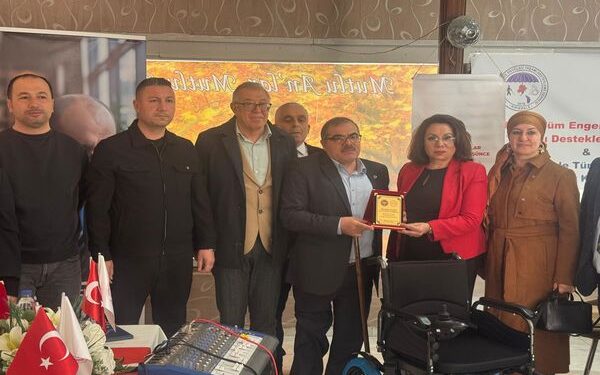 KIRIKKALE’DE ENGEL TANIMAYAN BÜYÜK BULUŞMA: “BİLİMLE GÜÇLENECEĞİZ”