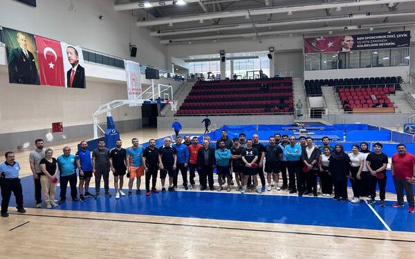 Uşak’ta Dünya Masa Tenisi Günü Turnuvayla Kutlandı