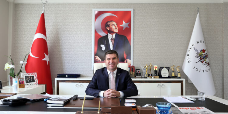 Başkan Ercengiz’den 23 Nisan Mesajı: “Egemenlik Milletindir, Gelecek Çocuklarımızındır”