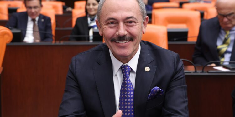 Milletvekili Şahin Tin’den 23Nisan Mesajı