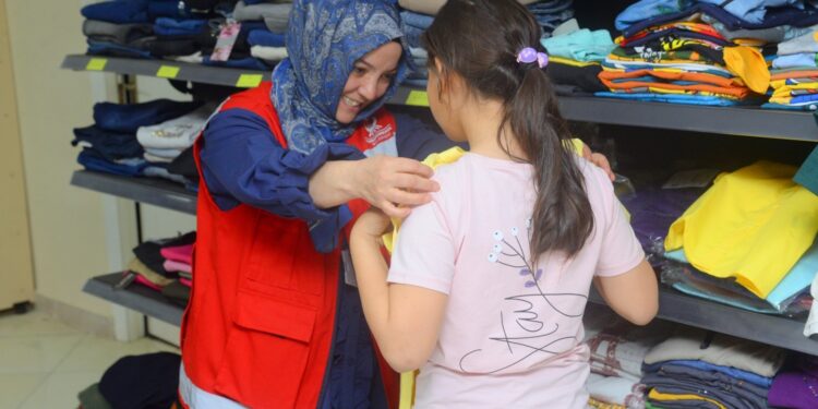 Kahramankazan Belediyesi’nden Çocuklara Bayram Desteği