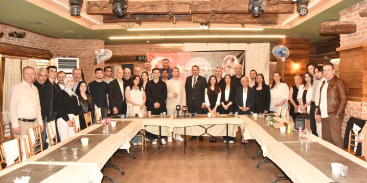 Manisa Dostlar Meclisi’nde “Manisa’da Öğrenci Olmak” Konuşuldu
